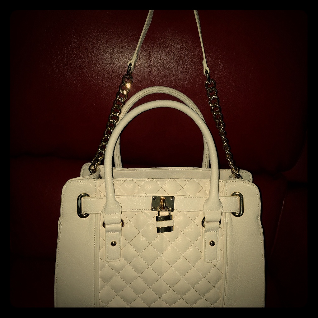 Brand New Charming Charlie Off-White Quilted Bag